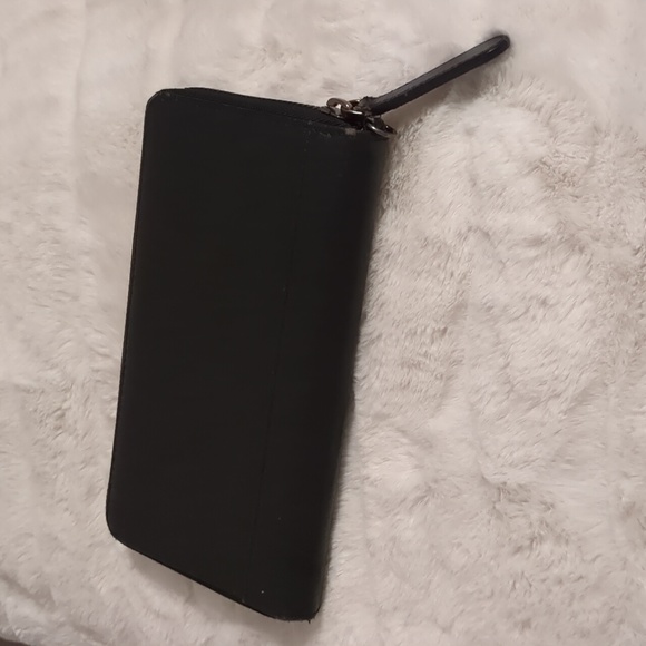 KENNETH COLE Women's Black Wallet - Picture 2 of 8